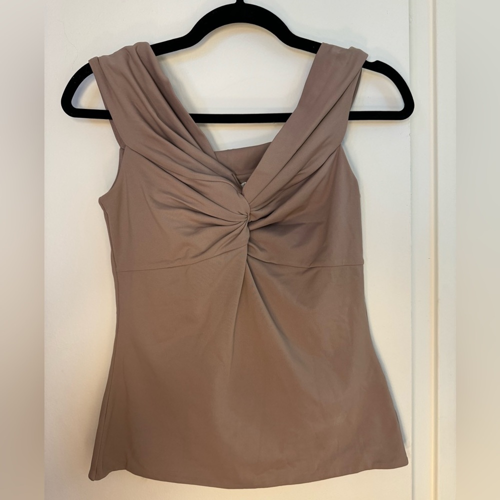 Aritzia Size L Contour Top